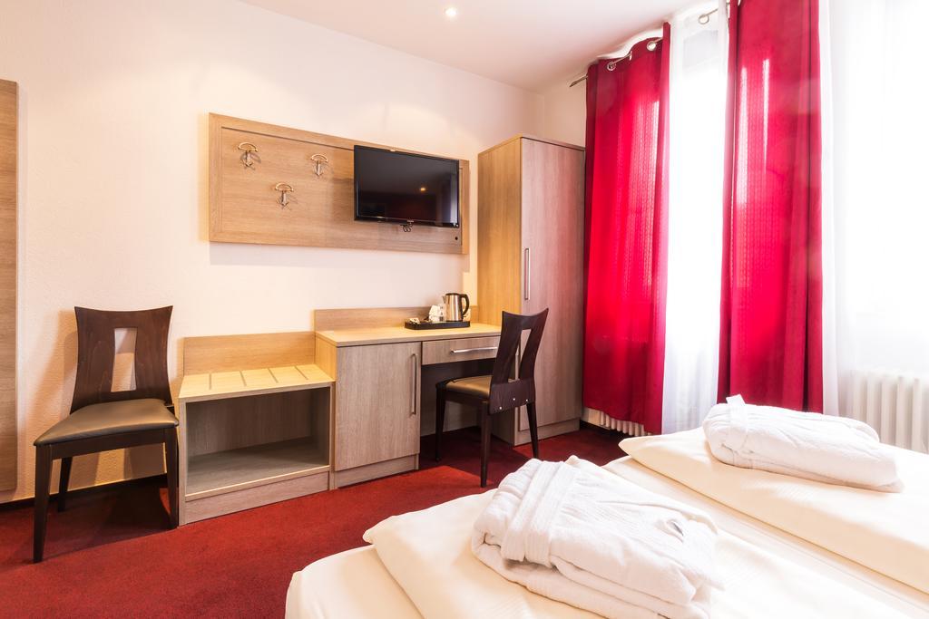 Bavaria Münchner Hof Superior Hotel 3*