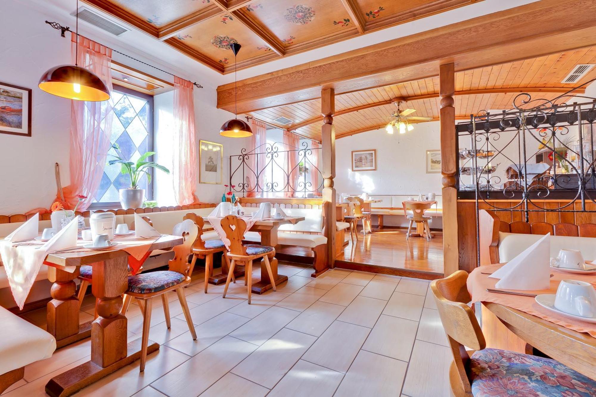 Hotel Bavaria Münchner Hof Superior 3*