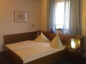 Bavaria Muenchner Hof Superior 3* Stuttgart
